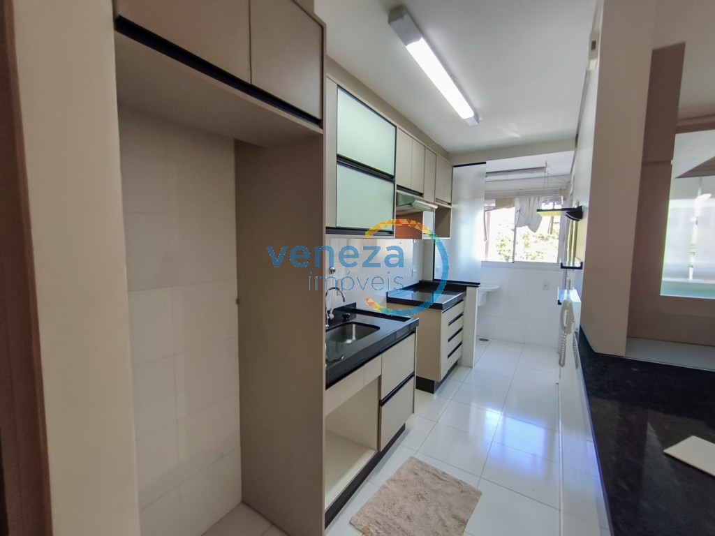 Apartamento à venda no bairro Moncoes de Londrina com 73.46m<sup>2</sup> útil, 2 quartos, 1 vaga de garagem