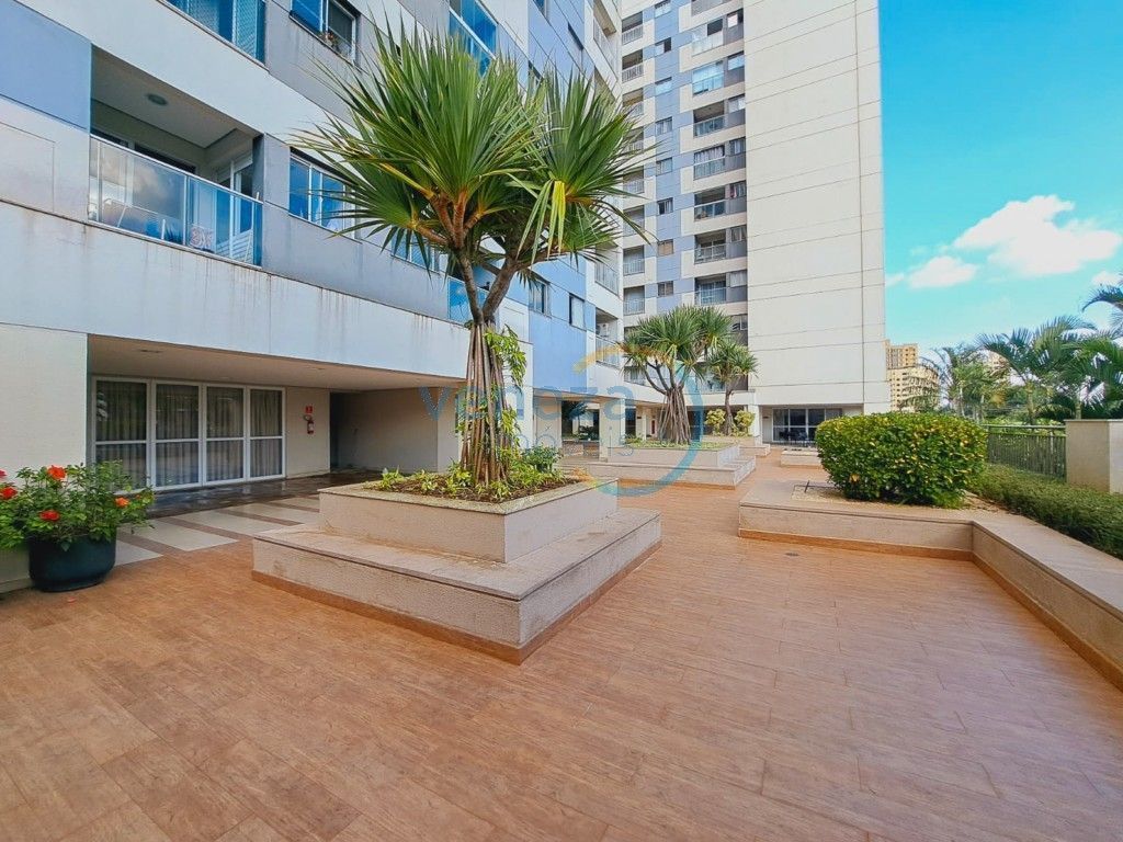 Apartamento à venda no bairro Moncoes de Londrina com 73.46m<sup>2</sup> útil, 2 quartos, 1 vaga de garagem