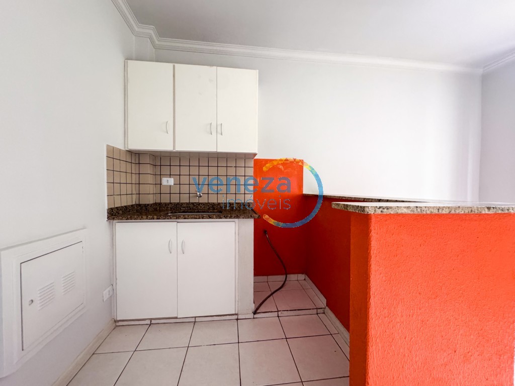 Apartamento à venda no bairro Centro de Londrina com 27.84m<sup>2</sup> útil, 1 quarto