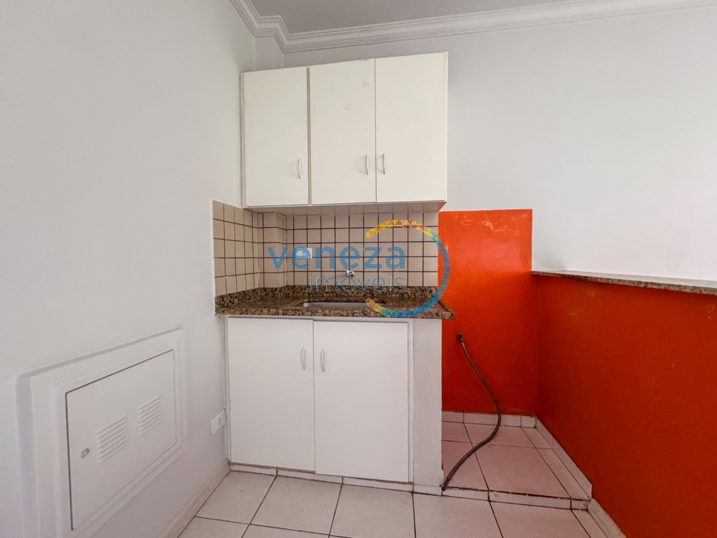 Apartamento à venda no bairro Centro de Londrina com 27.84m<sup>2</sup> útil, 1 quarto