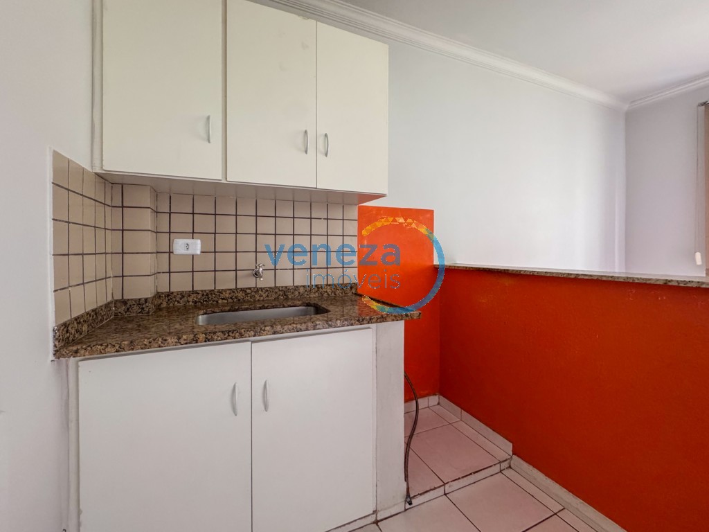 Apartamento à venda no bairro Centro de Londrina com 27.84m<sup>2</sup> útil, 1 quarto