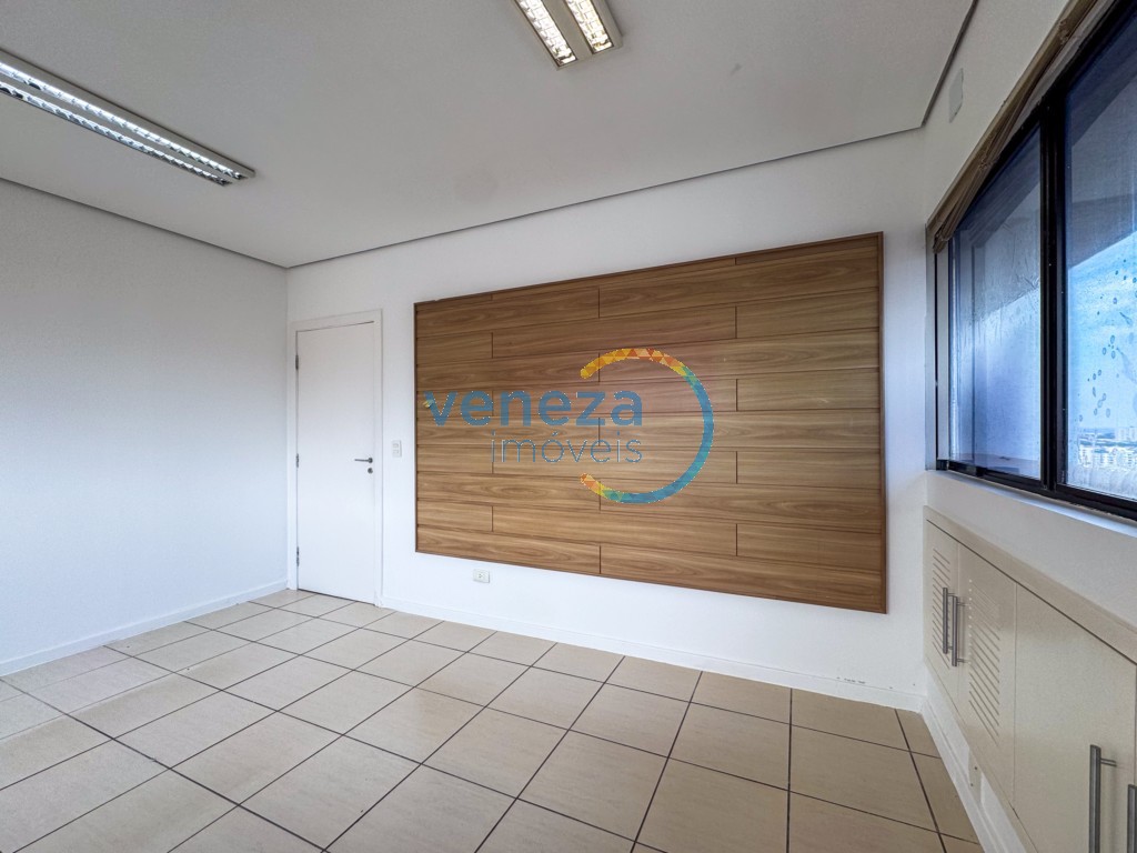 Sala para locação no bairro Centro de Londrina com 63m<sup>2</sup> útil, 1 vaga de garagem