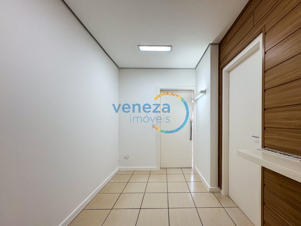Sala para locação no bairro Centro de Londrina com 63m<sup>2</sup> útil, 1 vaga de garagem