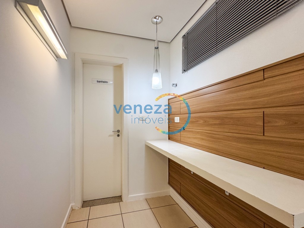 Sala para locação no bairro Centro de Londrina com 63m<sup>2</sup> útil, 1 vaga de garagem