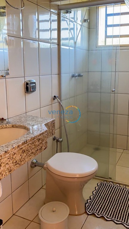 Chácara-imóvel-rural à venda no bairro Ilha do Sol de Primeiro de Maio com 1200m<sup>2</sup> útil, 5 quartos