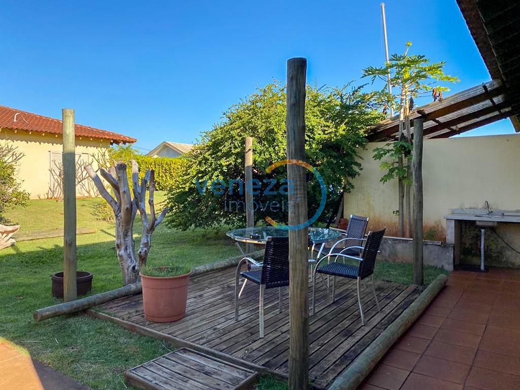 Chácara-imóvel-rural à venda no bairro Ilha do Sol de Primeiro de Maio com 1200m<sup>2</sup> útil, 5 quartos