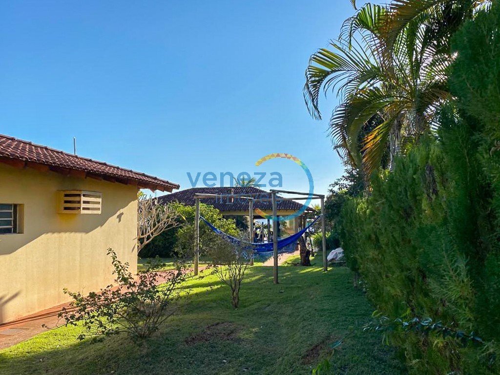 Chácara-imóvel-rural à venda no bairro Ilha do Sol de Primeiro de Maio com 1200m<sup>2</sup> útil, 5 quartos