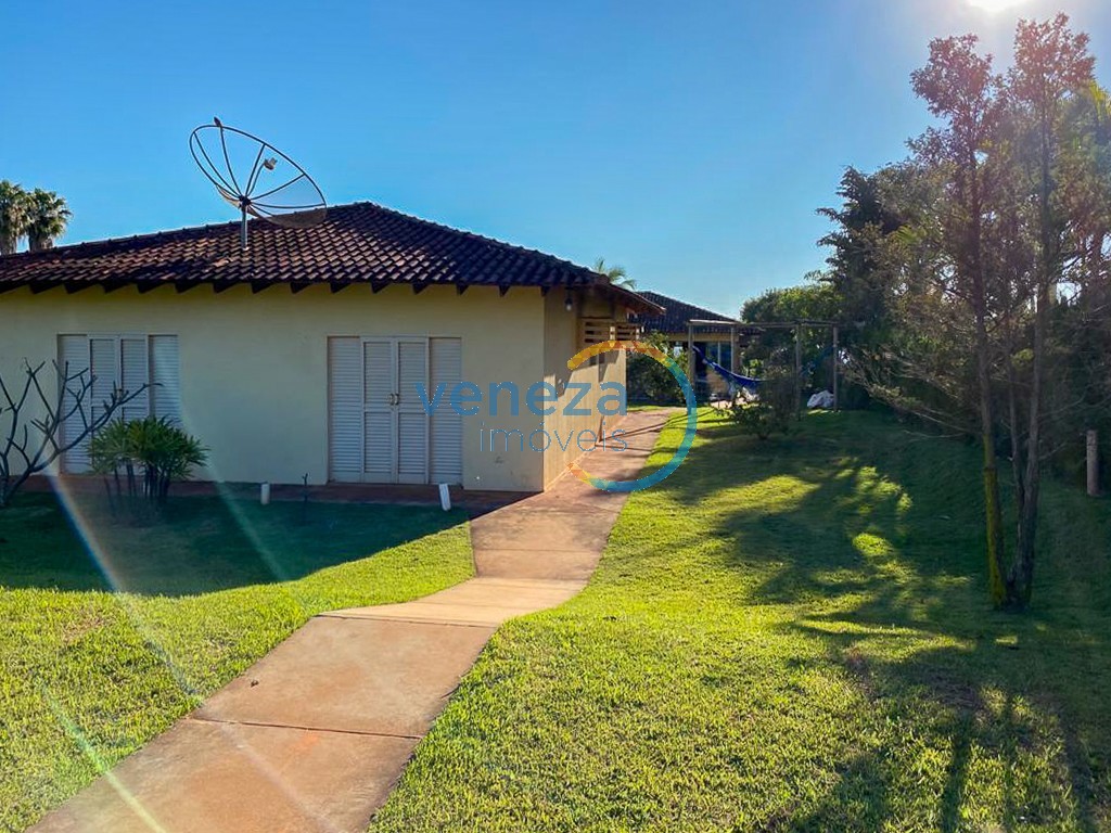 Chácara-imóvel-rural à venda no bairro Ilha do Sol de Primeiro de Maio com 1200m<sup>2</sup> útil, 5 quartos