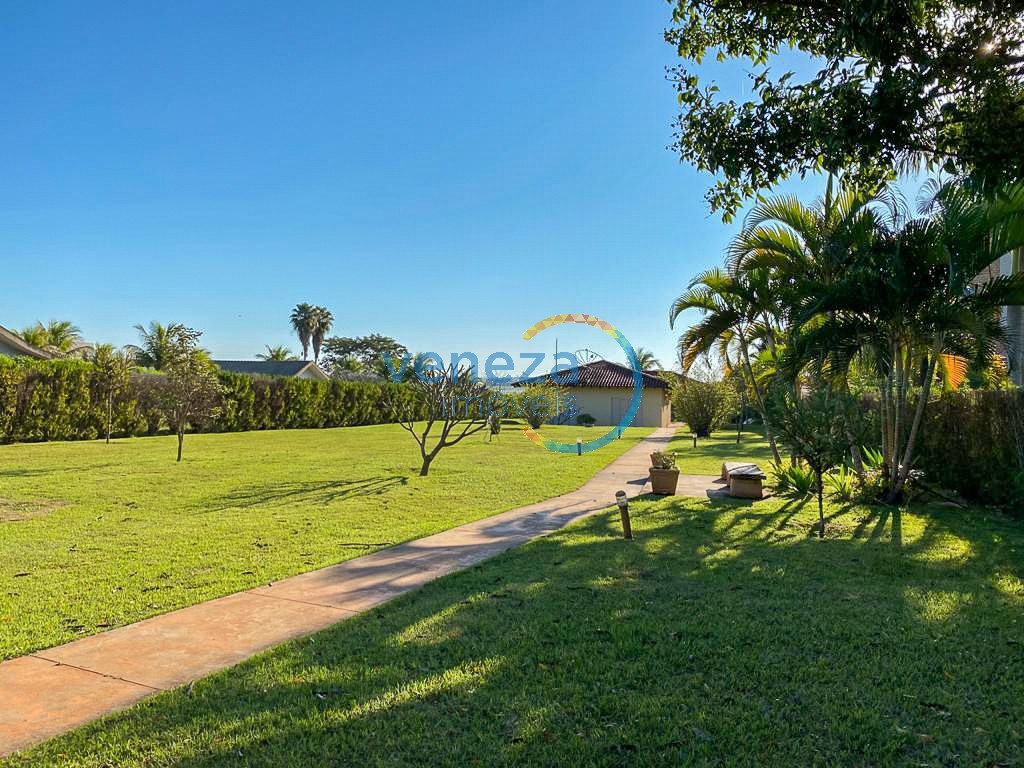 Chácara-imóvel-rural à venda no bairro Ilha do Sol de Primeiro de Maio com 1200m<sup>2</sup> útil, 5 quartos