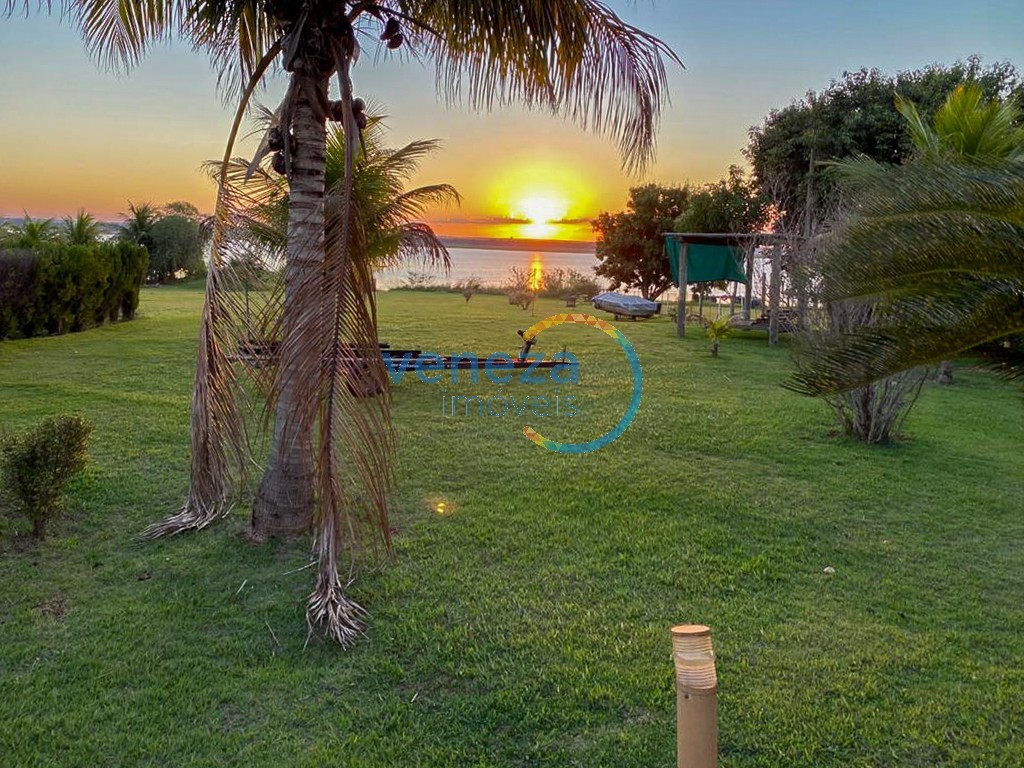 Chácara-imóvel-rural à venda no bairro Ilha do Sol de Primeiro de Maio com 1200m<sup>2</sup> útil, 5 quartos