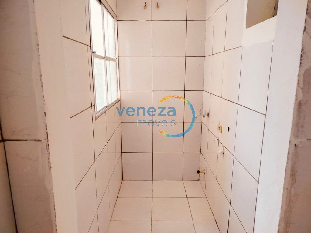 Apartamento à venda no bairro Jamaica de Londrina com 49m<sup>2</sup> útil, 2 quartos, 1 vaga de garagem