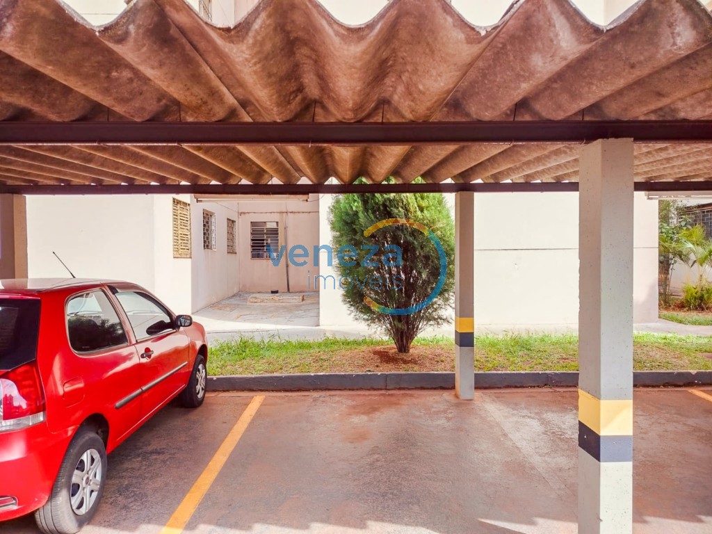 Apartamento à venda no bairro Jamaica de Londrina com 49m<sup>2</sup> útil, 2 quartos, 1 vaga de garagem