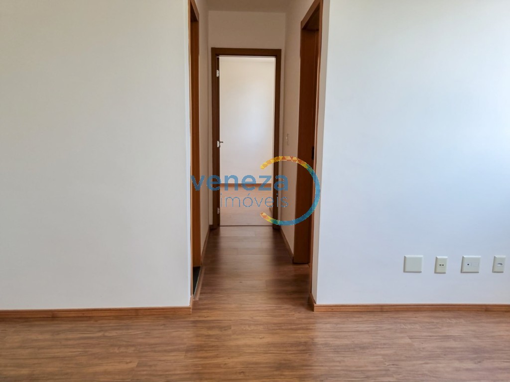 Apartamento para venda no Cidade Industrial II em Londrina com 85,04m² por R$ 208.000,00