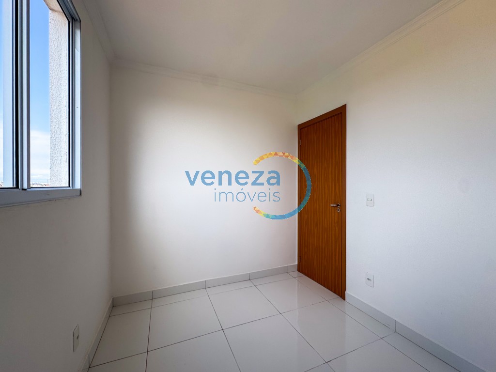 Apartamento à venda no bairro Cidade Industrial II de Londrina com 43.71m<sup>2</sup> útil, 2 quartos, 1 vaga de garagem