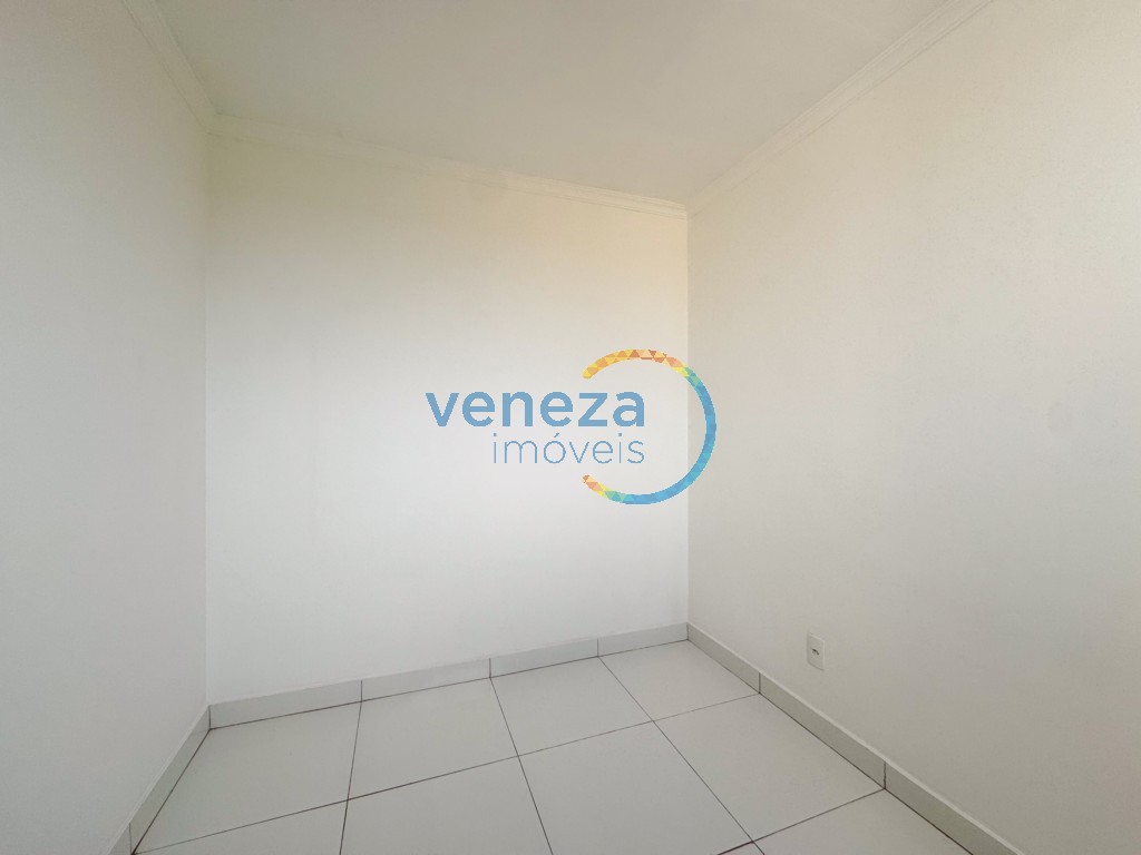 Apartamento à venda no bairro Cidade Industrial II de Londrina com 43.71m<sup>2</sup> útil, 2 quartos, 1 vaga de garagem