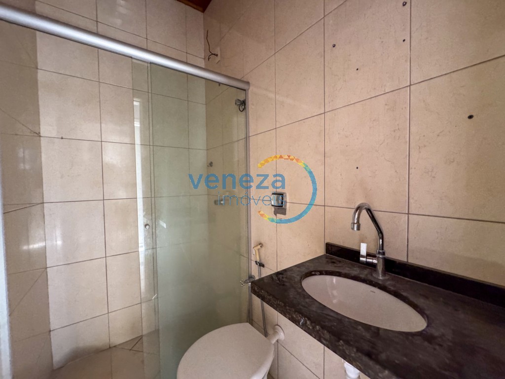 Casa Residencial à venda no bairro Ipanema de Londrina com 97.91m<sup>2</sup> útil, 4 quartos, 1 vaga de garagem