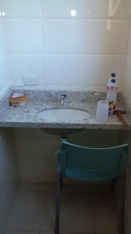 Sala à venda no bairro Centro de Londrina com 85.59m<sup>2</sup> útil, 1 vaga de garagem