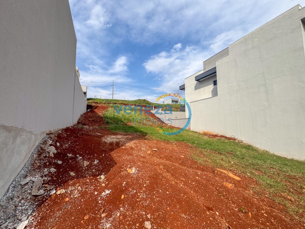 Terreno à venda no bairro Parque Taua de Londrina com 274.63m<sup>2</sup> total