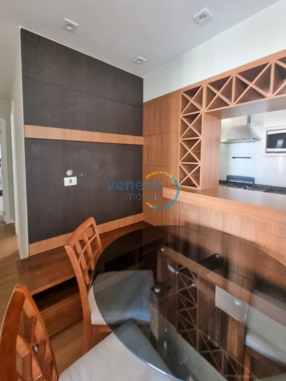 Apartamento para locação no bairro Gleba Palhano de Londrina com 76.68m<sup>2</sup> útil, 3 quartos, 1 vaga de garagem