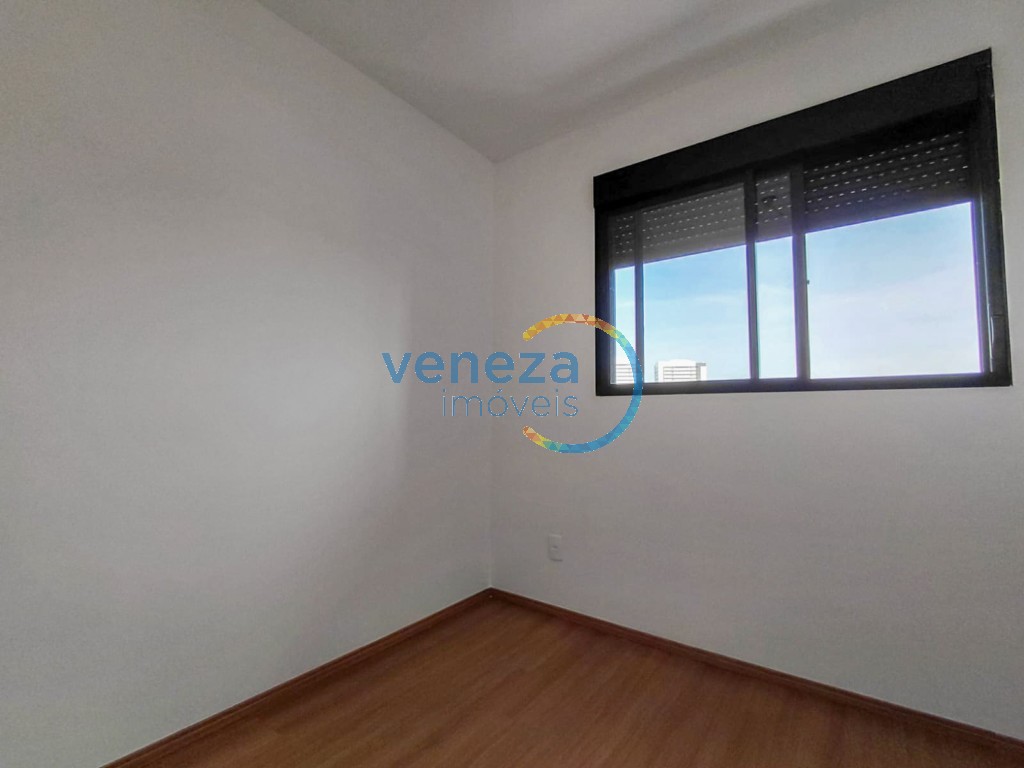 Apartamento à venda no bairro Jamaica de Londrina com 56.54m<sup>2</sup> útil, 2 quartos, 1 vaga de garagem