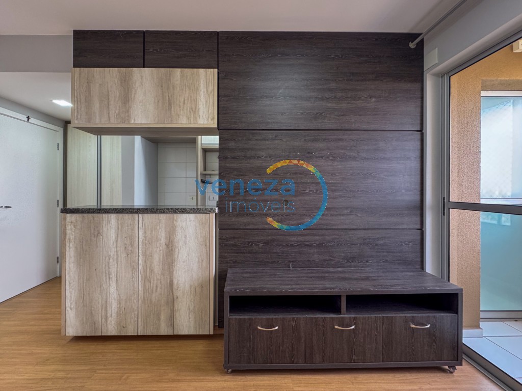 Apartamento para locação no bairro Jose Lazaro Gouvea de Londrina com 69.89m<sup>2</sup> útil, 3 quartos, 1 vaga de garagem