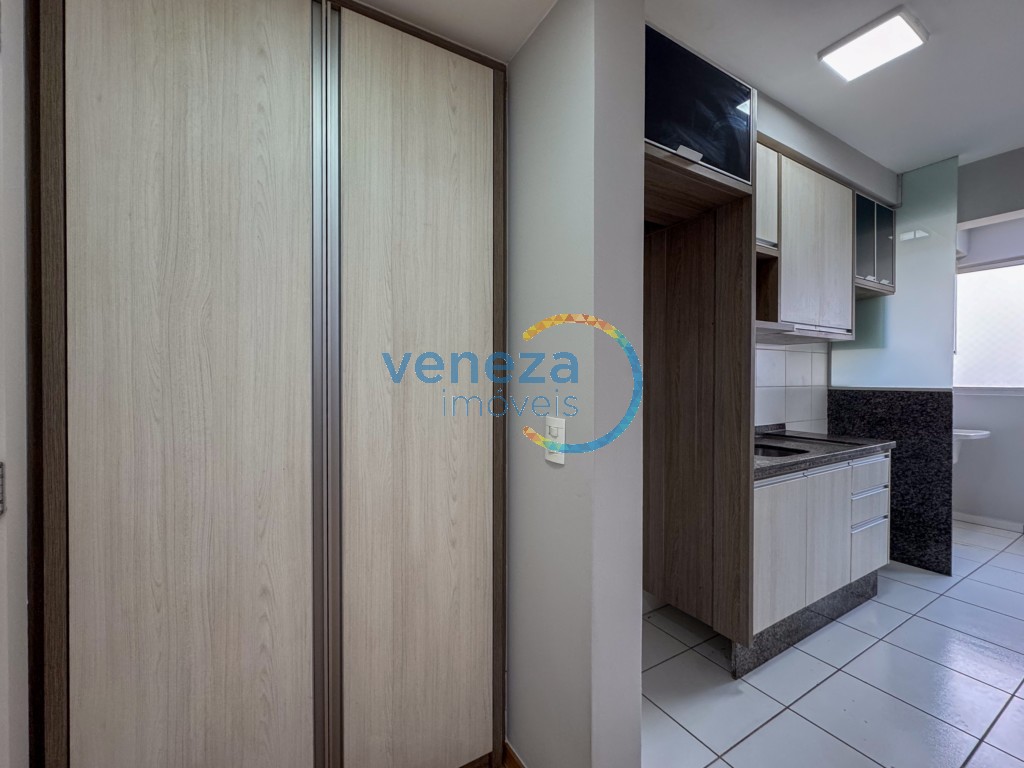 Apartamento para locação no bairro Jose Lazaro Gouvea de Londrina com 69.89m<sup>2</sup> útil, 3 quartos, 1 vaga de garagem