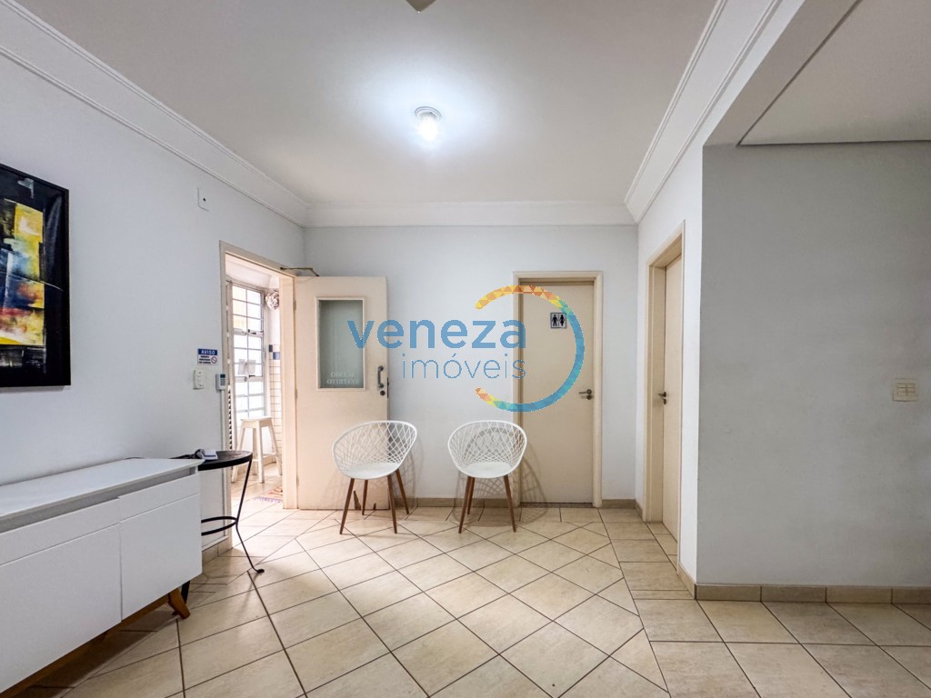 Prédio Comercial à venda no bairro Guanabara de Londrina com 141.79m<sup>2</sup> útil, 7 vagas de garagem