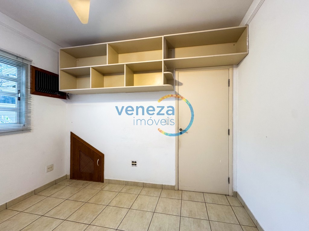 Prédio Comercial à venda no bairro Guanabara de Londrina com 141.79m<sup>2</sup> útil, 7 vagas de garagem