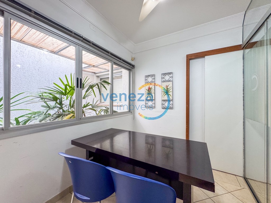 Prédio Comercial à venda no bairro Guanabara de Londrina com 141.79m<sup>2</sup> útil, 7 vagas de garagem