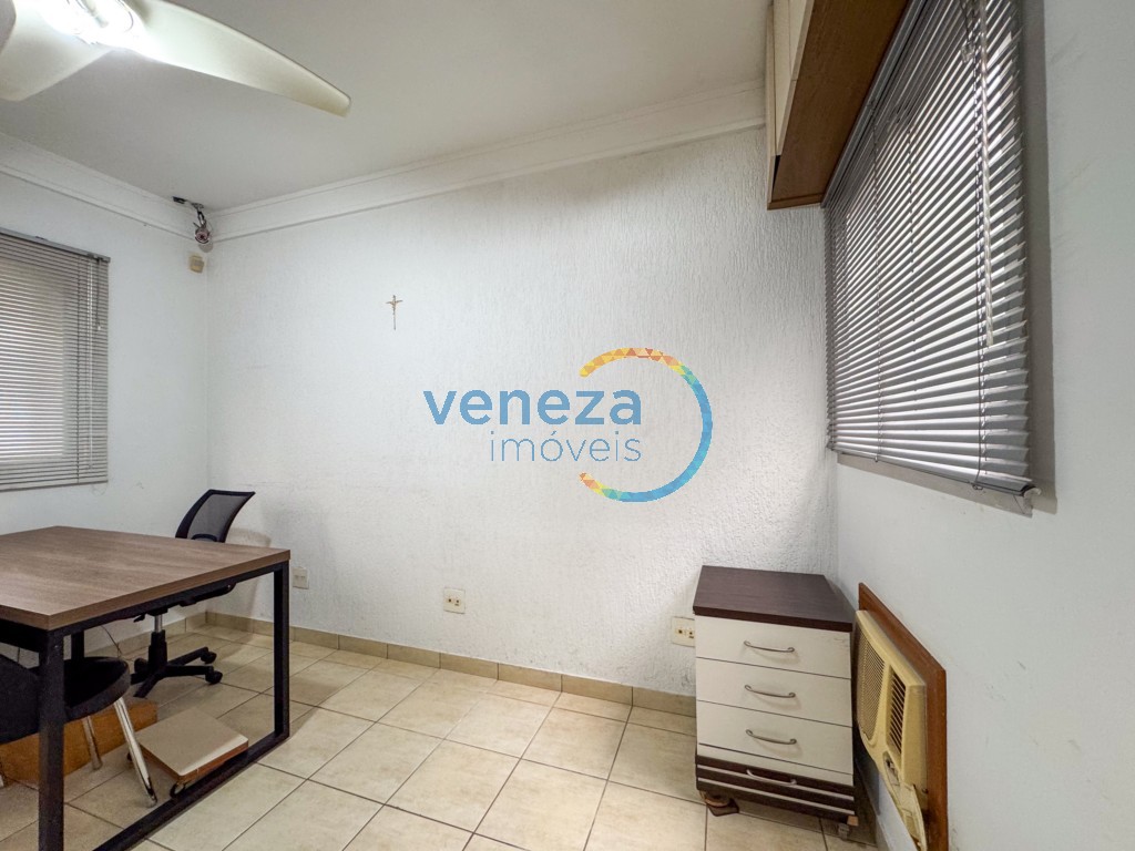 Prédio Comercial à venda no bairro Guanabara de Londrina com 141.79m<sup>2</sup> útil, 7 vagas de garagem