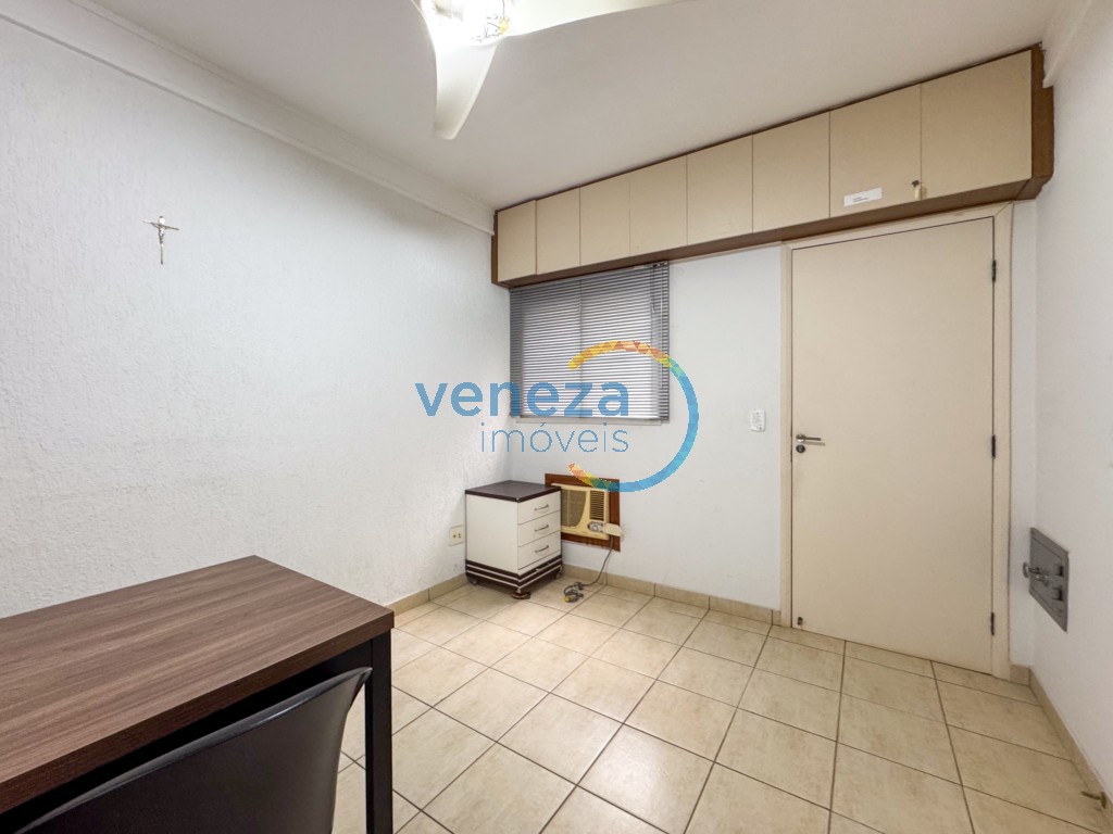 Prédio Comercial à venda no bairro Guanabara de Londrina com 141.79m<sup>2</sup> útil, 7 vagas de garagem