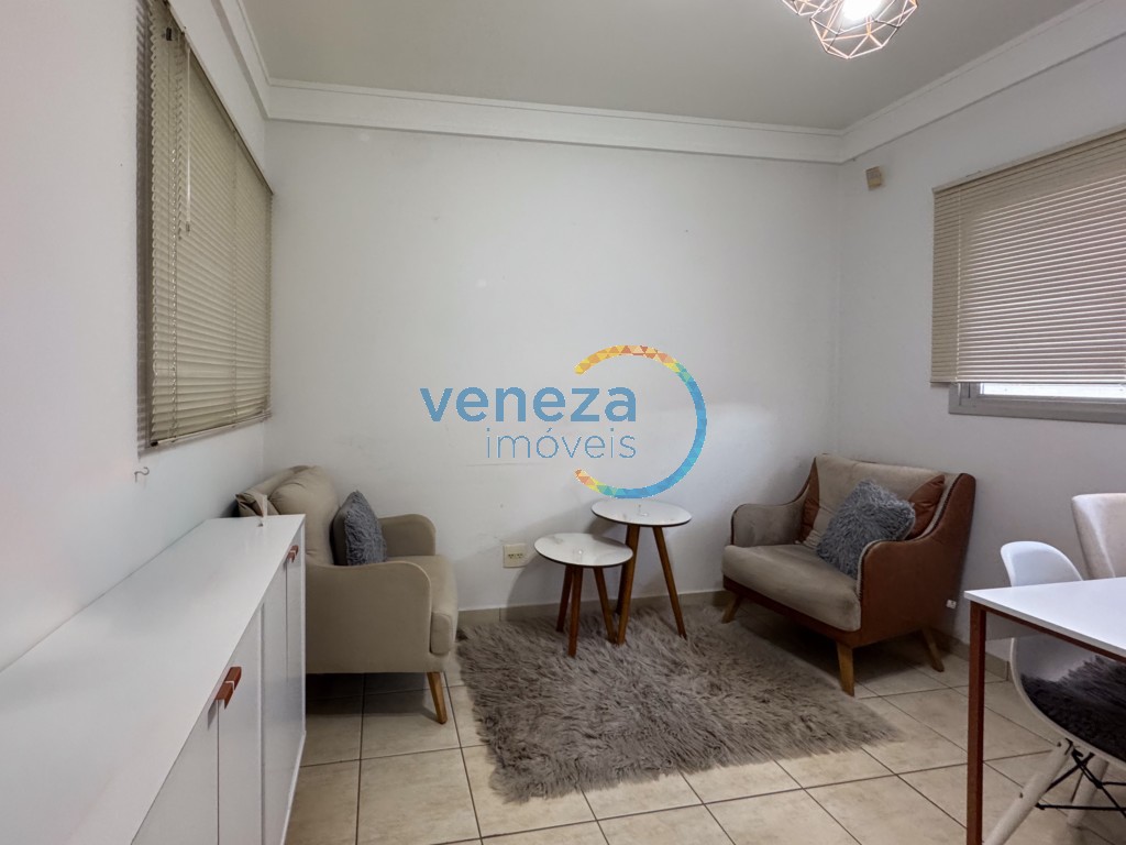 Prédio Comercial à venda no bairro Guanabara de Londrina com 141.79m<sup>2</sup> útil, 7 vagas de garagem