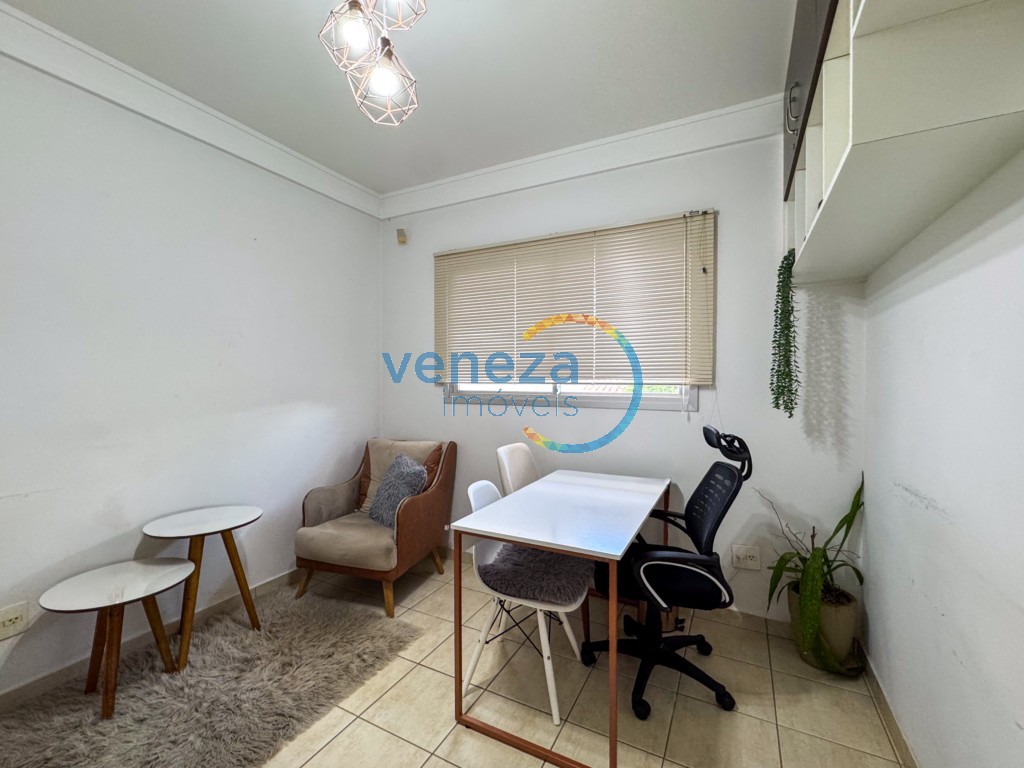 Prédio Comercial à venda no bairro Guanabara de Londrina com 141.79m<sup>2</sup> útil, 7 vagas de garagem