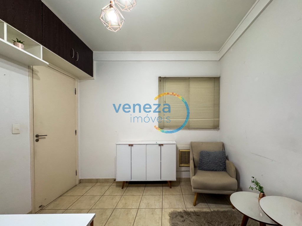 Prédio Comercial à venda no bairro Guanabara de Londrina com 141.79m<sup>2</sup> útil, 7 vagas de garagem