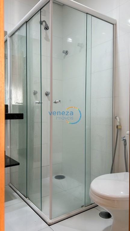 Apartamento à venda no bairro Gleba Palhano de Londrina com 64.67m<sup>2</sup> útil, 3 quartos, 1 vaga de garagem