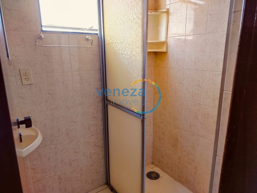 Apartamento para locação no bairro Ipiranga de Londrina com 37m<sup>2</sup> útil, 1 quarto, 1 vaga de garagem