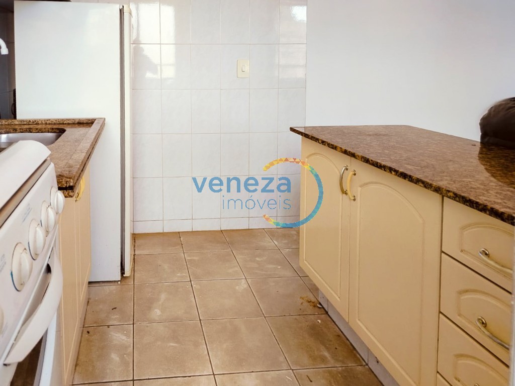 Apartamento para locação no bairro Ipiranga de Londrina com 37m<sup>2</sup> útil, 1 quarto, 1 vaga de garagem