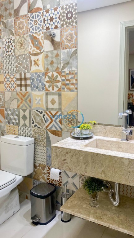 Apartamento à venda no bairro Sao Vicente de Londrina com 95m<sup>2</sup> útil, 2 quartos, 2 vagas de garagem