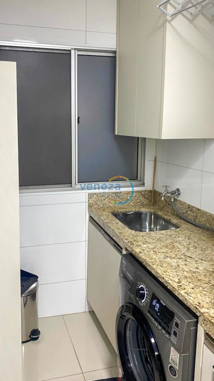 Apartamento à venda no bairro Sao Vicente de Londrina com 95m<sup>2</sup> útil, 2 quartos, 2 vagas de garagem