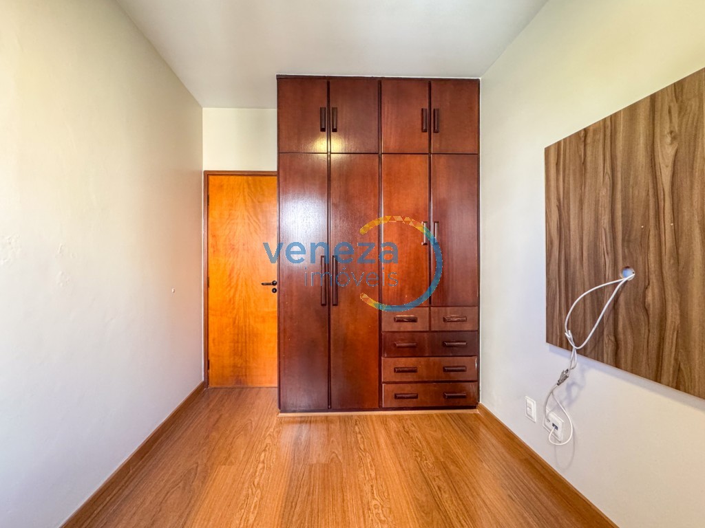 Apartamento à venda no bairro Centro de Londrina com 89.62m<sup>2</sup> útil, 3 quartos, 1 vaga de garagem