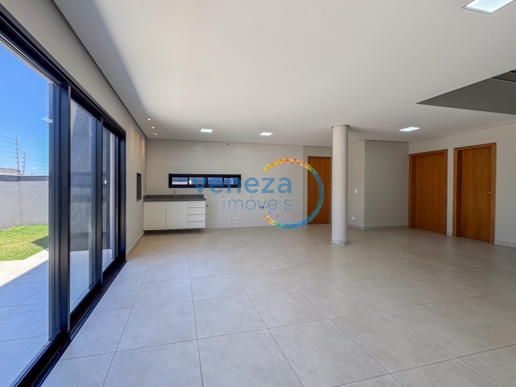 Casa Residencial para locação no bairro Parque Taua de Londrina com 190m<sup>2</sup> útil, 3 quartos, 1 vaga de garagem