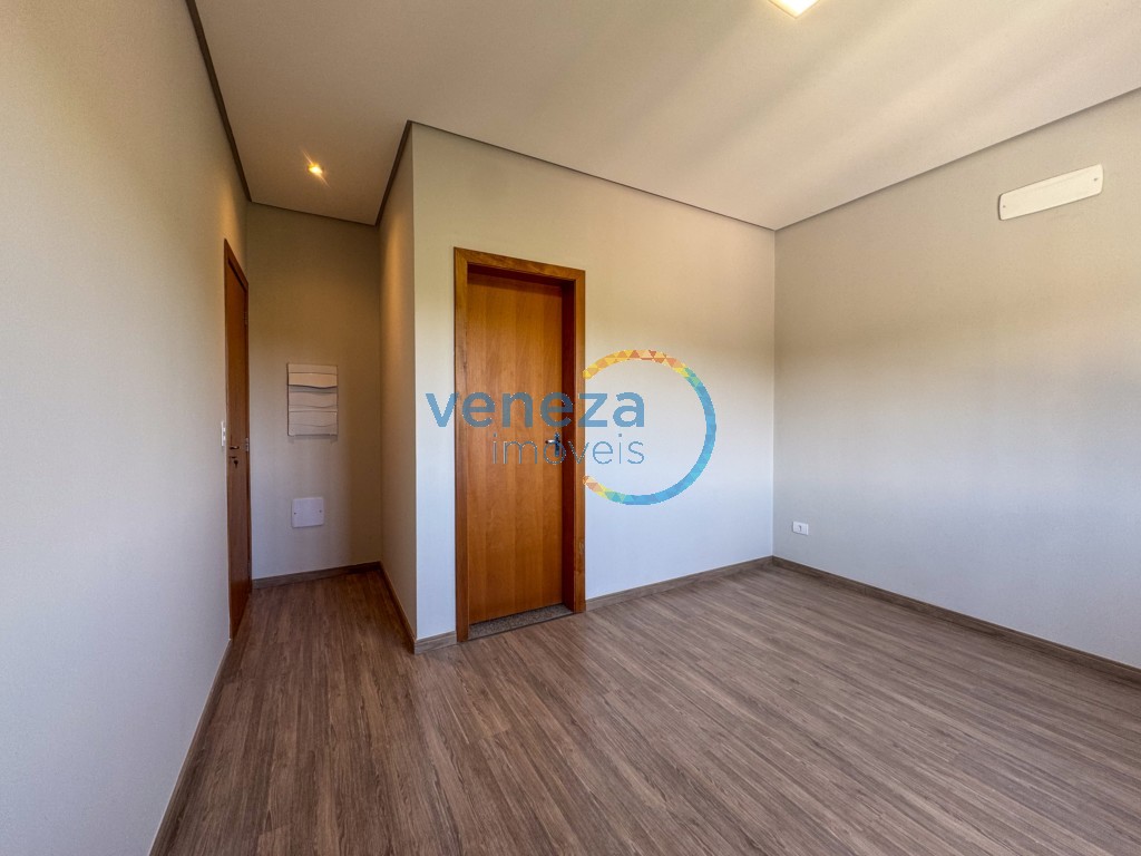 Casa Residencial para locação no bairro Parque Taua de Londrina com 190m<sup>2</sup> útil, 3 quartos, 1 vaga de garagem