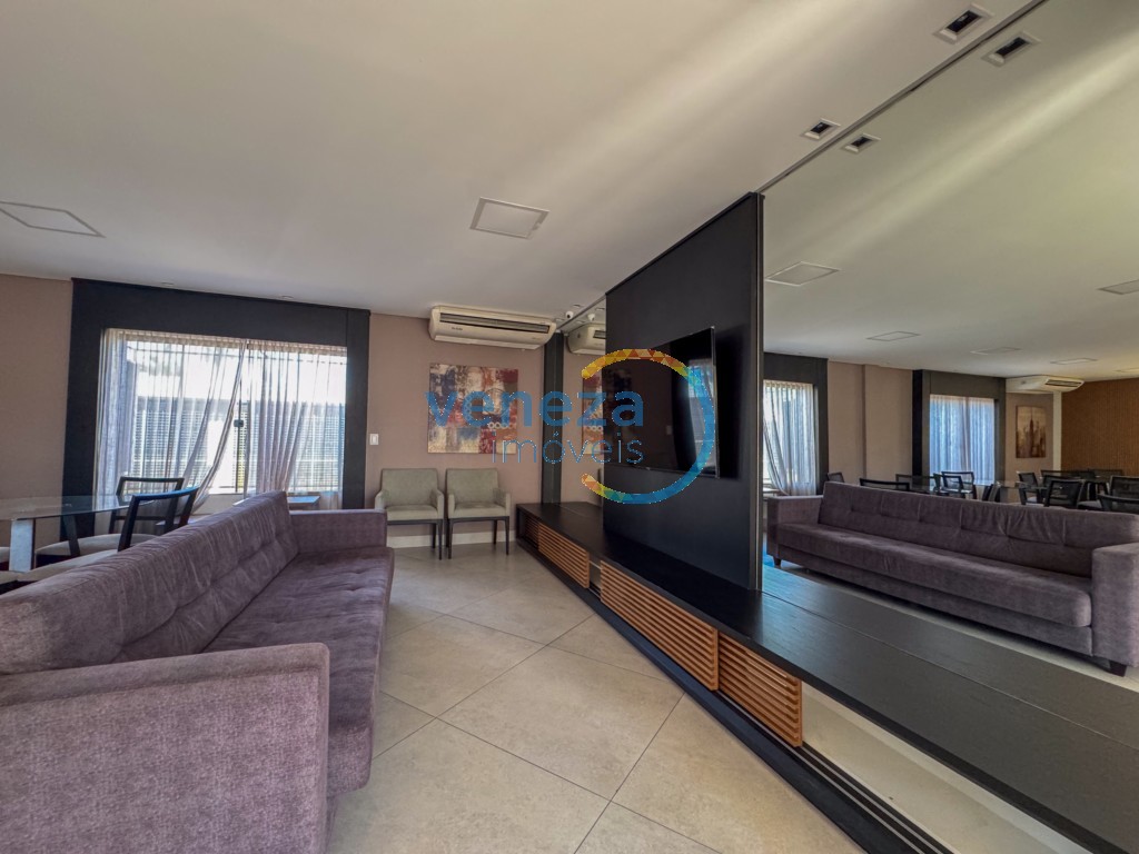 Casa Residencial à venda no bairro Terras de Santana de Londrina com 420m<sup>2</sup> útil, 4 quartos, 2 vagas de garagem