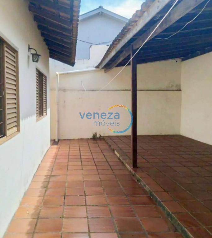 Casa Residencial à venda no bairro Maringa de Londrina com 148m<sup>2</sup> útil, 3 quartos, 1 vaga de garagem