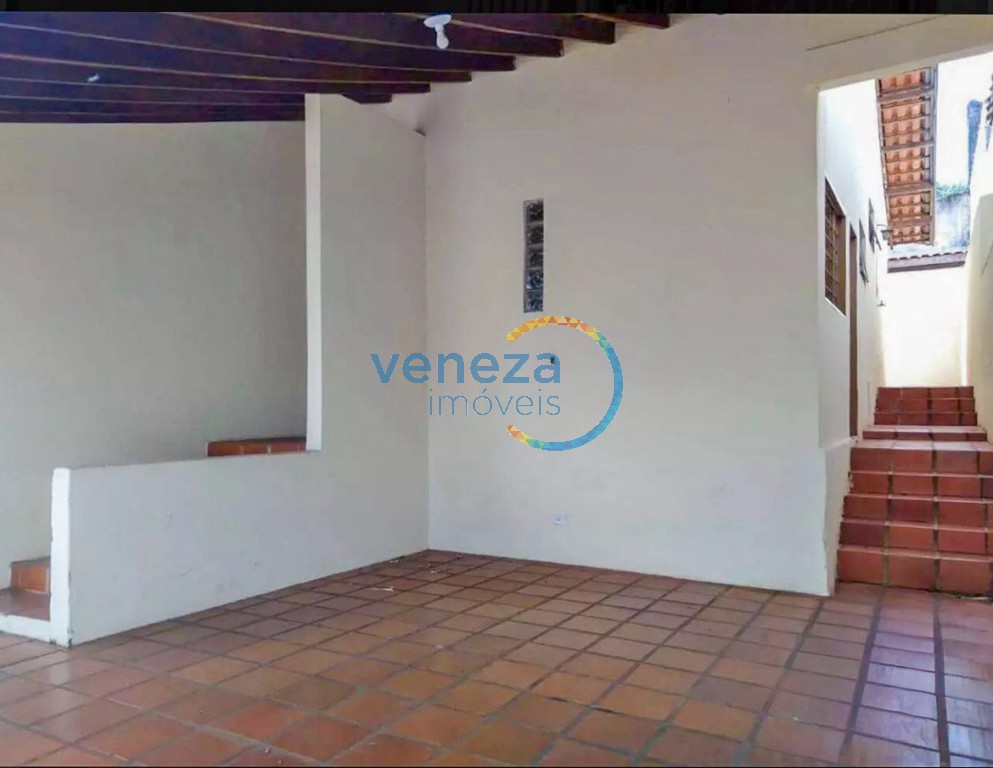 Casa Residencial à venda no bairro Maringa de Londrina com 148m<sup>2</sup> útil, 3 quartos, 1 vaga de garagem