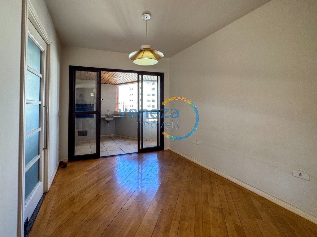 Apartamento para locação no bairro Centro de Londrina com 187m<sup>2</sup> útil, 4 quartos, 2 vagas de garagem