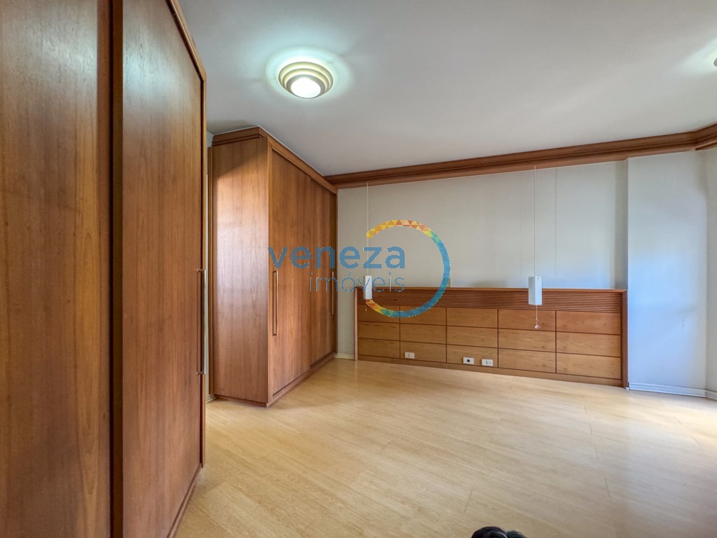 Apartamento para locação no bairro Centro de Londrina com 187m<sup>2</sup> útil, 4 quartos, 2 vagas de garagem