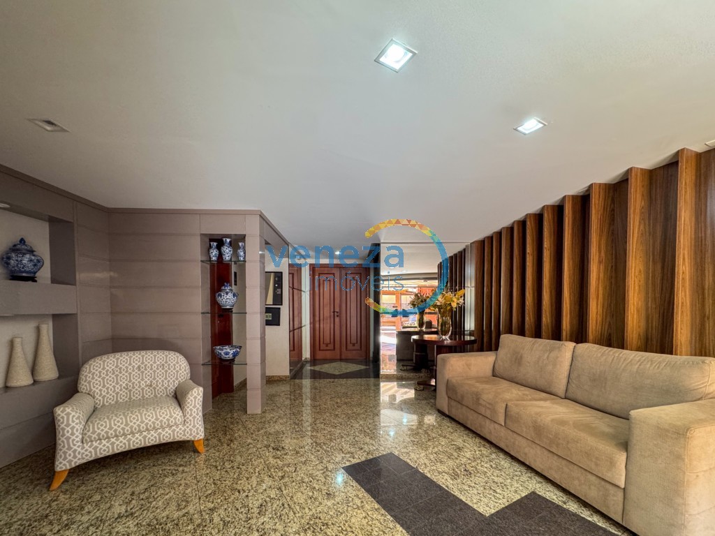 Apartamento para locação no bairro Centro de Londrina com 187m<sup>2</sup> útil, 4 quartos, 2 vagas de garagem