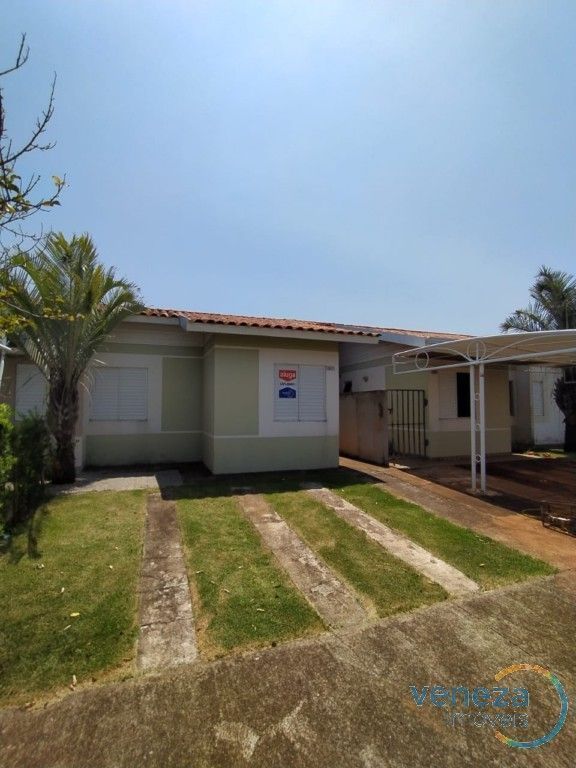 Casa Residencial à venda no bairro Heimtal de Londrina com 47.98m<sup>2</sup> útil, 2 quartos, 2 vagas de garagem