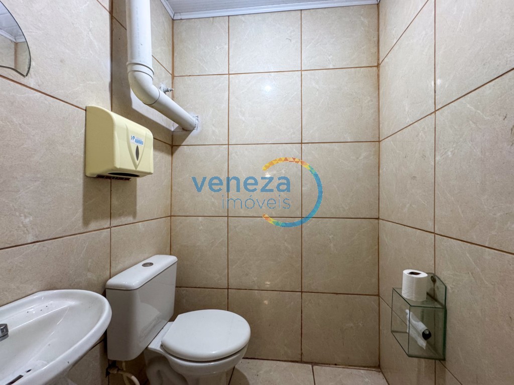 Salão-loja para locação no bairro Centro de Londrina com 150m<sup>2</sup> útil